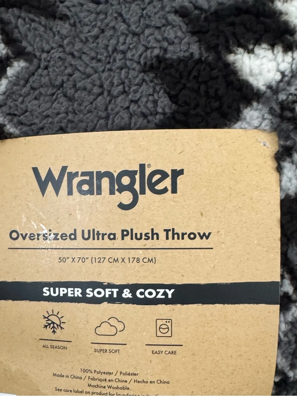 Wrangler Black & Gray Aztec Patterned Sherpa Blanket